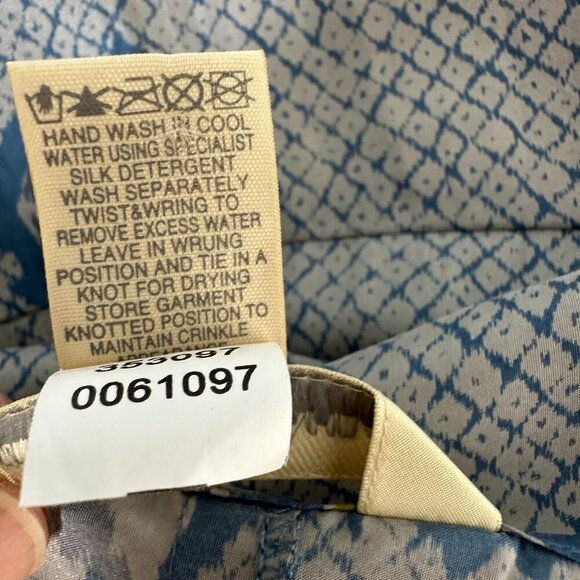 Territory Ahead Wrap Maxi Dress Womens 16 Geometric 100% Silk Gray Blue Yellow - Picture 7 of 9